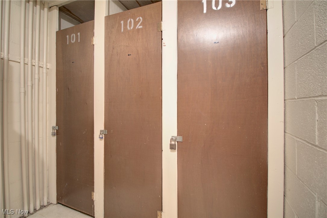 Misty Lake Vlg/Mdws Ph I Condo - Residential