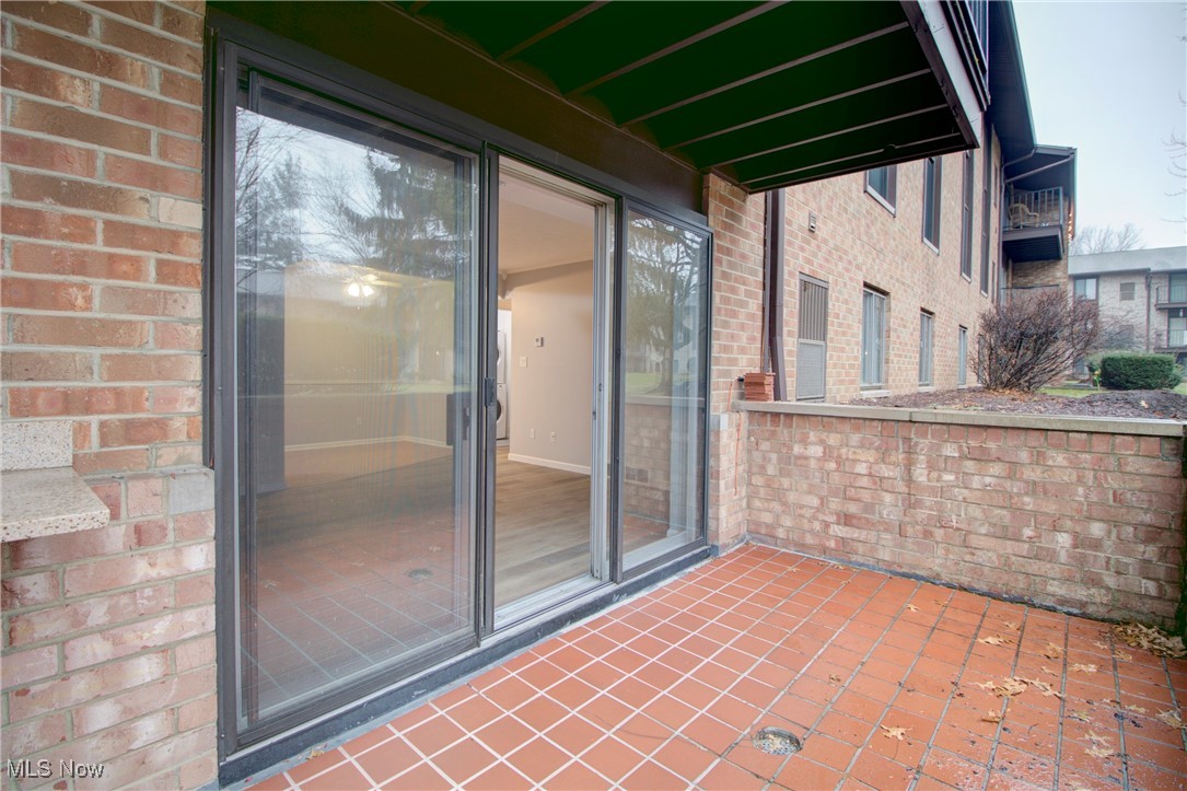 Misty Lake Vlg/Mdws Ph I Condo - Residential