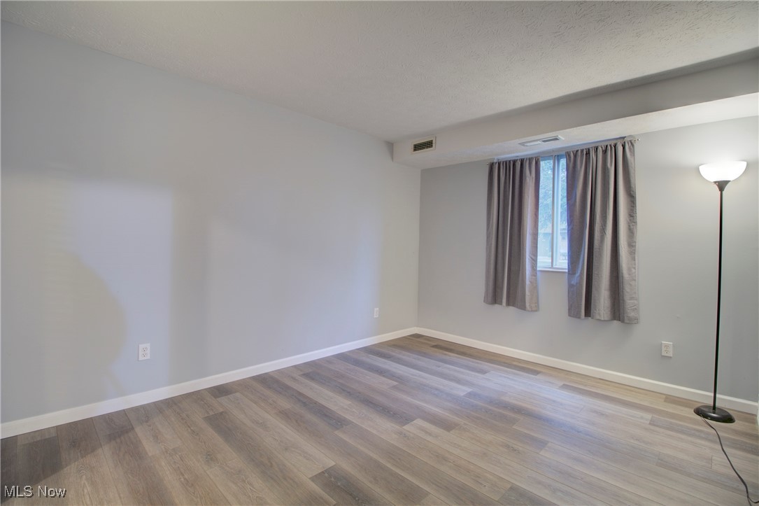 Misty Lake Vlg/Mdws Ph I Condo - Residential