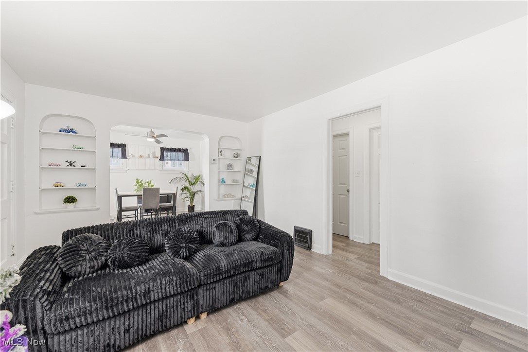 Philip Raimers 03 Libby G - Residential