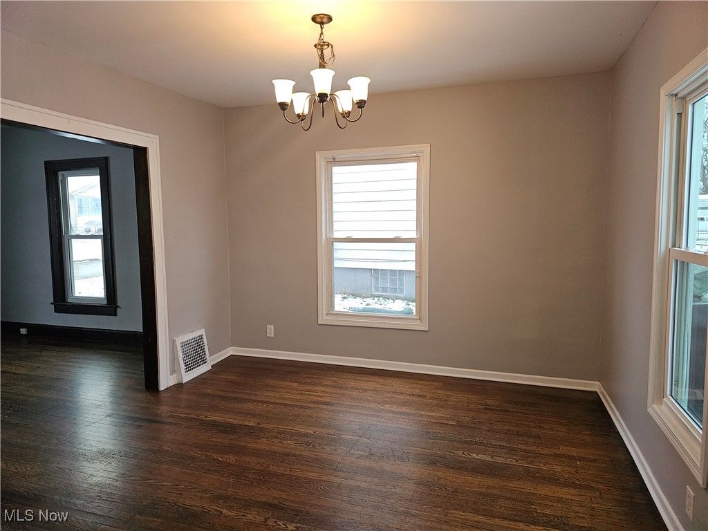 Photo of 20 Verdun Drive, Akron, OH 44312 (MLS # 5176847)