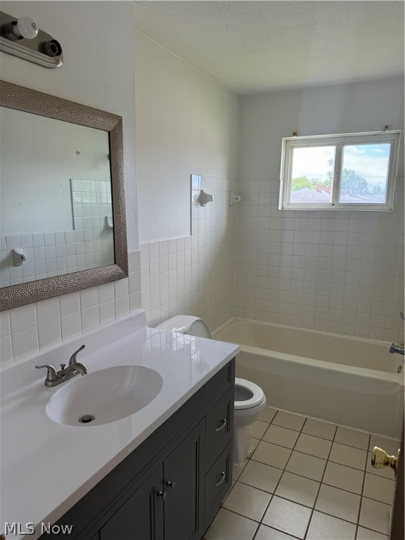 Banbury Village Condo - Residential