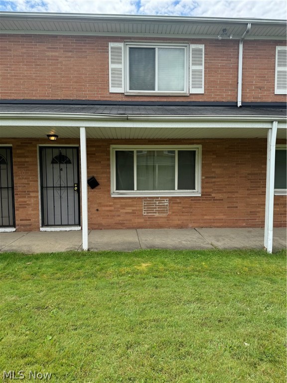 Banbury Village Condo - Residential