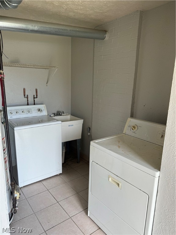 Banbury Village Condo - Residential