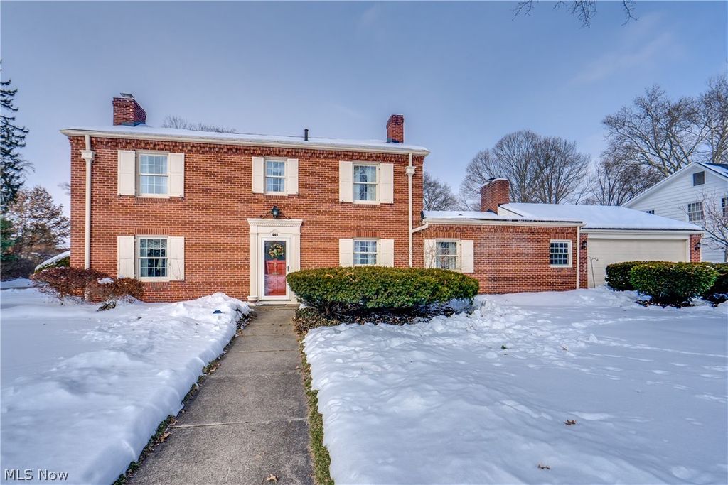 Photo of 201 E 12th Street E, Dover, OH 44622 (MLS # 5185581)