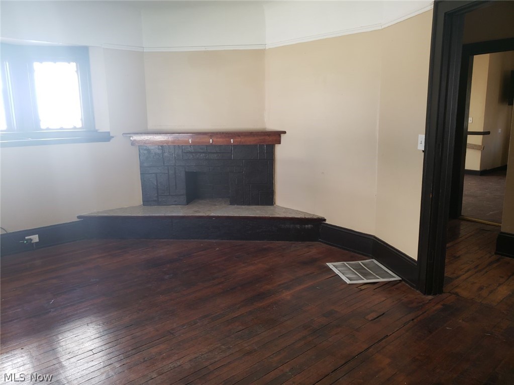 Curtias Ambler Realty Co - Residential