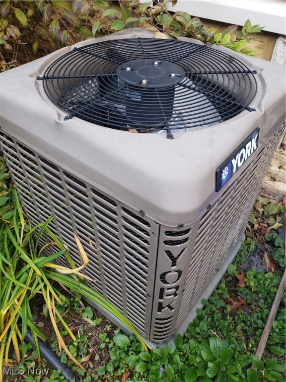 Roselynne Heights Adn - Residential