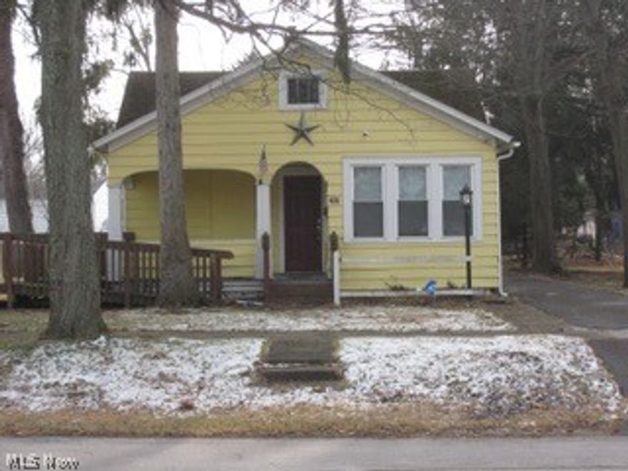 Welcome to 414 Dodge St an amazing 3 Bedroom 2 Bath Ranch.  This home is situated in Kent Ohio featuring a large screened in patio, a full basement and a 160x60 lot.  Upgraded Electrical & HVAC.