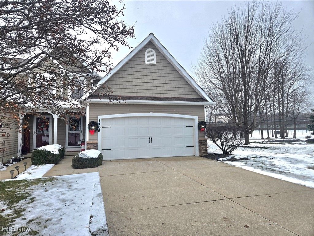 Photo of 1106 Nautica Lane, Painesville Township, OH 44077 (MLS # 5175928)