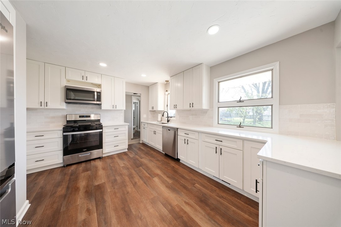 Bejan Const Companys - Residential