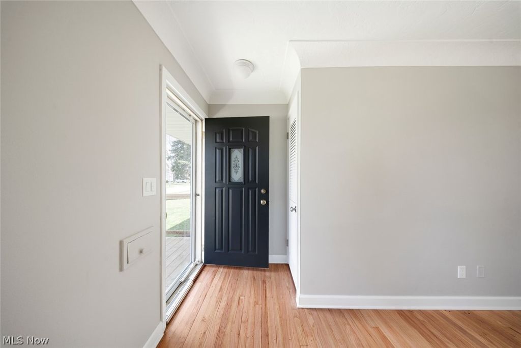 Photo of 9635 Boundary Lane, Parma Heights, OH 44130 (MLS # 5203550)