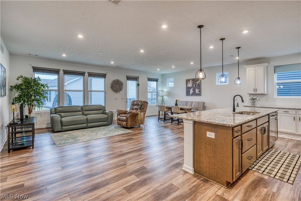 Photo of 33316 Midship Drive, Avon Lake, OH 44012 (MLS # 5190356)