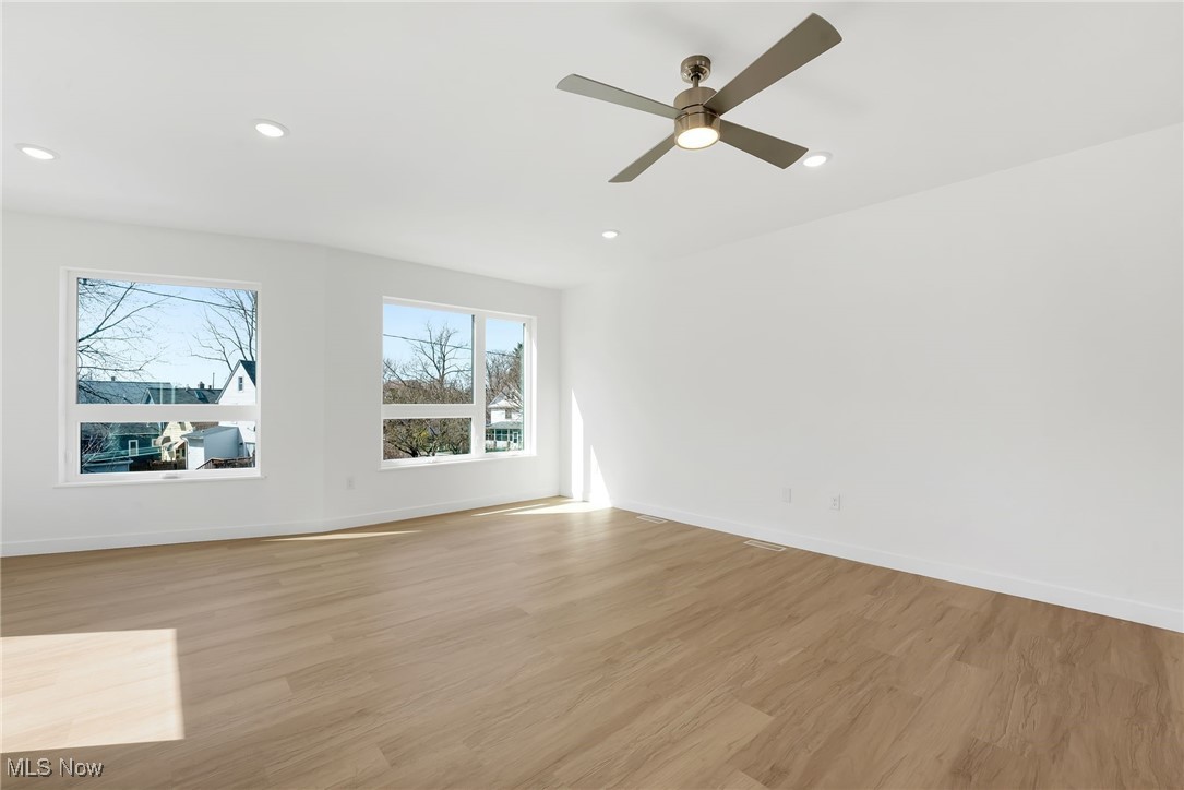 1369 W 74th Street, Cleveland, Ohio image 5