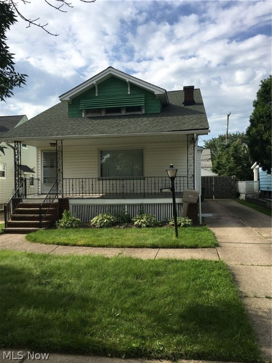 Great size western bungalow with 3 bedrooms and 1 bathroom. The master which is located on the second floor includes an additional room located next to it. There are 2 bedrooms on the first floor with a a full bathroom. Spacious living room formal dining room with window seat and china cabinets and attractive front porch.The backyard is fenced in with a one car garage. Call today to schedule your appointment to view this home.