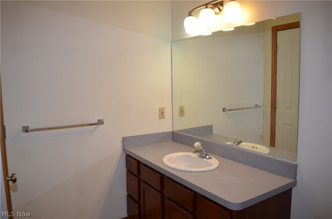 Dartmouth/Clg Hills Ph 05-A - Residential