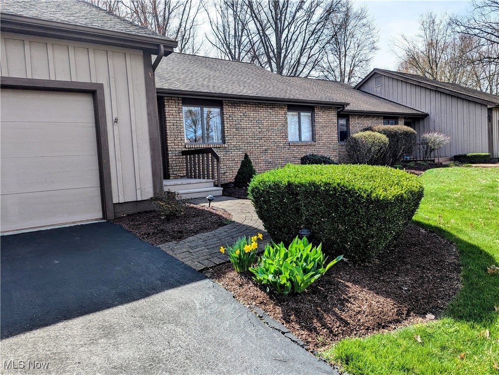 140 Diamond Way, Cortland, Ohio image 2