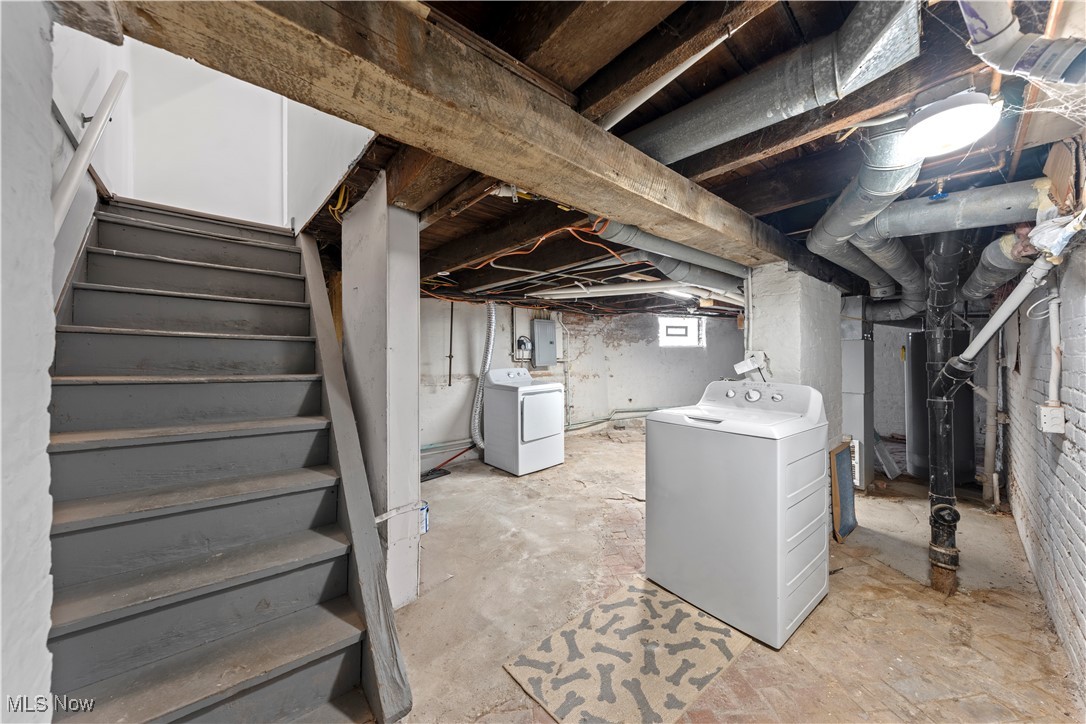 Cleveland, Ohio 44113, United States, 2 Bedrooms Bedrooms, ,2 BathroomsBathrooms,Residential,Active,25611