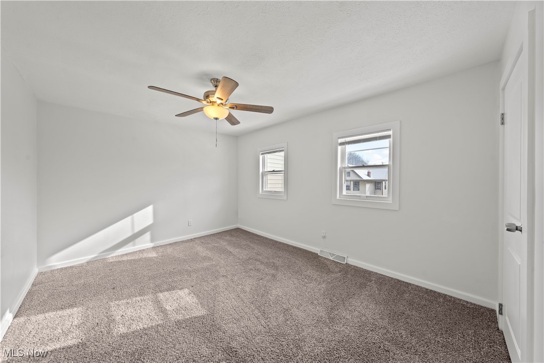 Cleveland, Ohio 44113, United States, 2 Bedrooms Bedrooms, ,2 BathroomsBathrooms,Residential,Active,25611