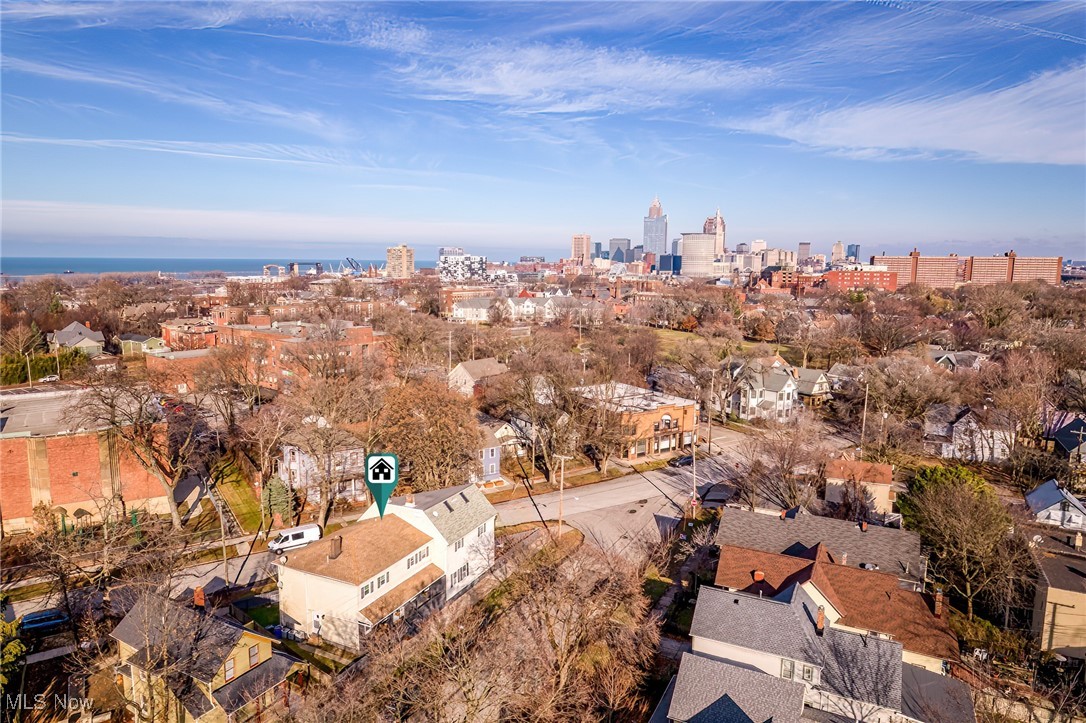 Cleveland, Ohio 44113, United States, 2 Bedrooms Bedrooms, ,2 BathroomsBathrooms,Residential,Active,25611