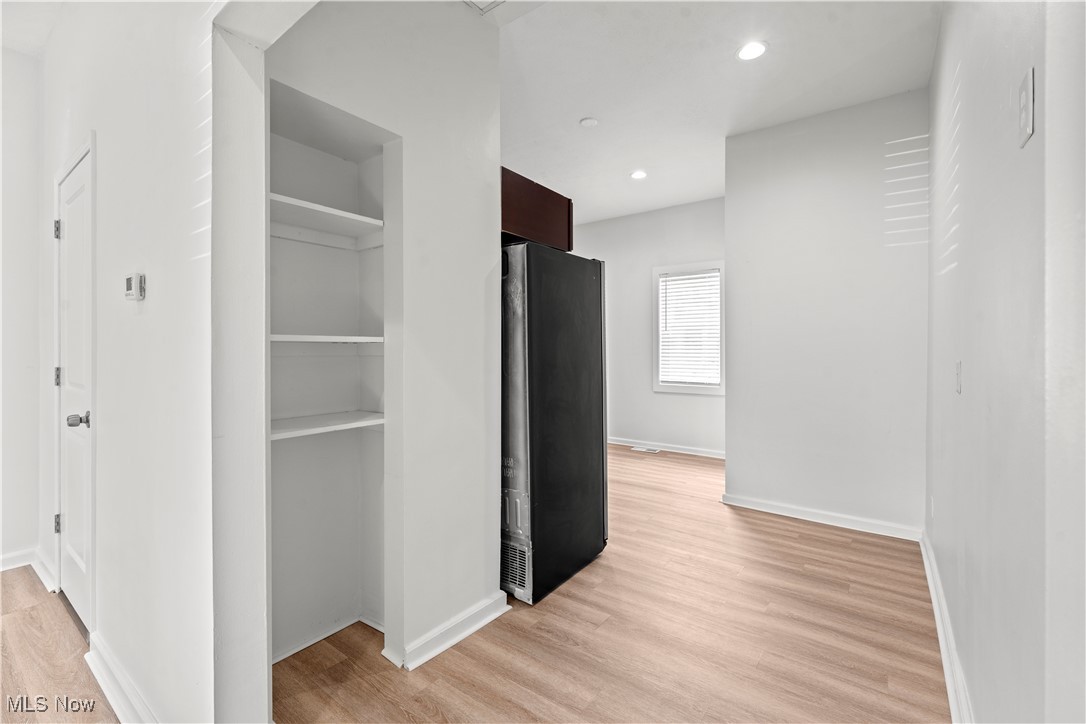 Cleveland, Ohio 44113, United States, 2 Bedrooms Bedrooms, ,2 BathroomsBathrooms,Residential,Active,25611