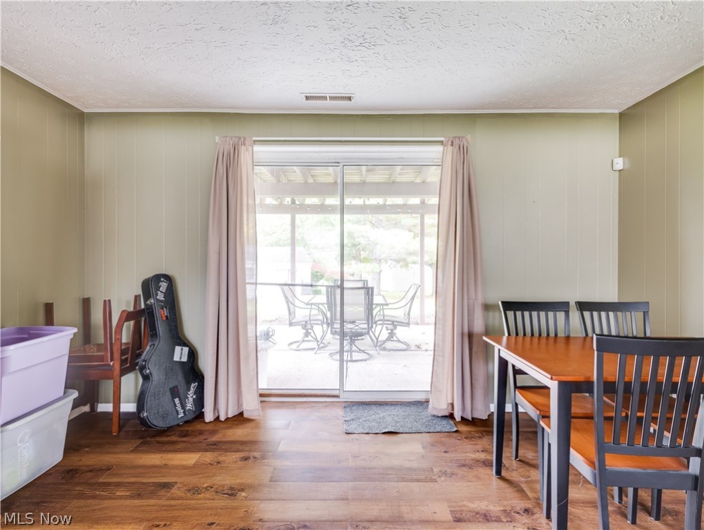 Twin Oaks - Residential