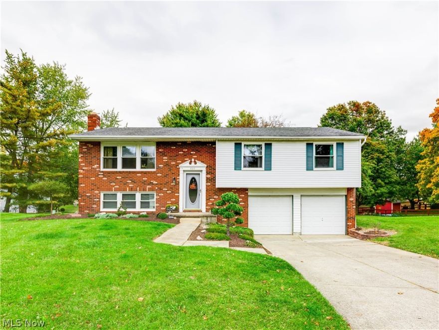 Must See Bi-level with 3 bedrooms and 2 full baths on a cul-de-sac lot! Kitchen has newer appliances and loads of counter space with breakfast bar. Dining room has sliders to a deck. Family room with fireplace walks out to a patio. So much space for entertaining! Lots of new flooring, paint, lighting, and ceiling fans.