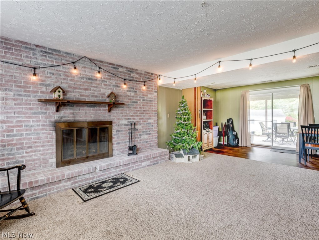 Twin Oaks - Residential