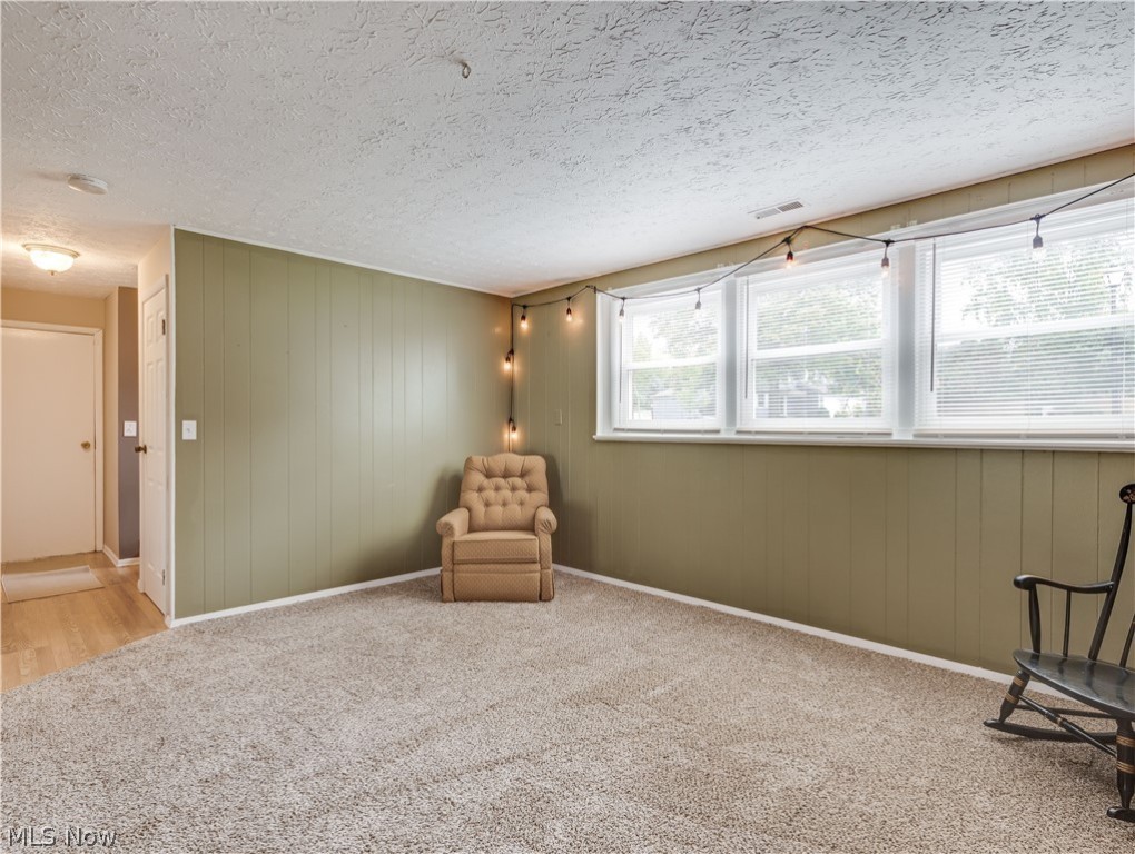 Twin Oaks - Residential