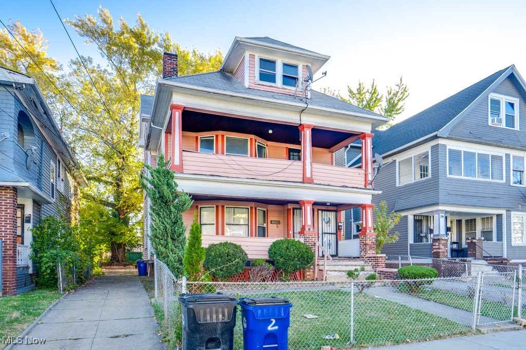 Lake Shore Blvd - Residential Income