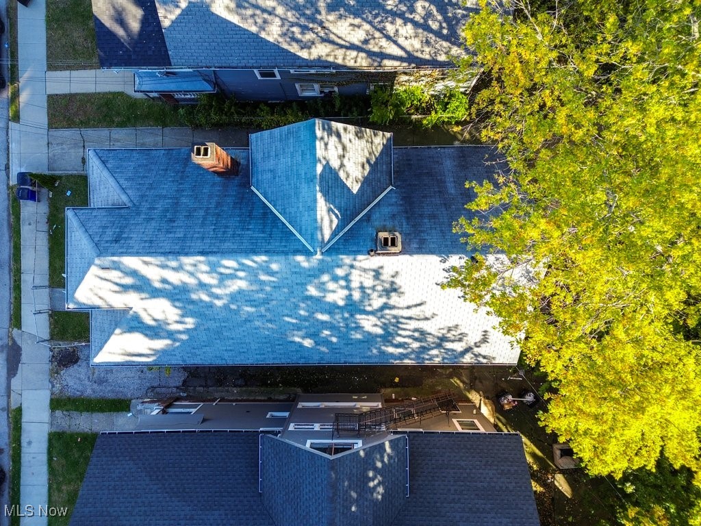 Lake Shore Blvd - Residential Income