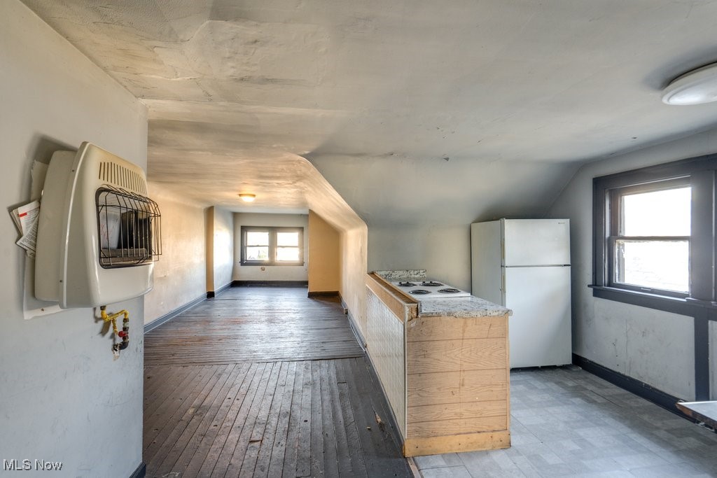 Lake Shore Blvd - Residential Income