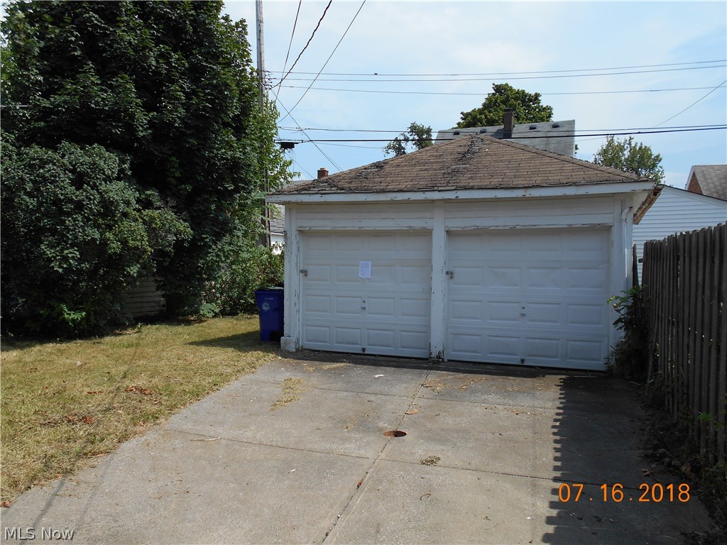 East Shore Park - Residential