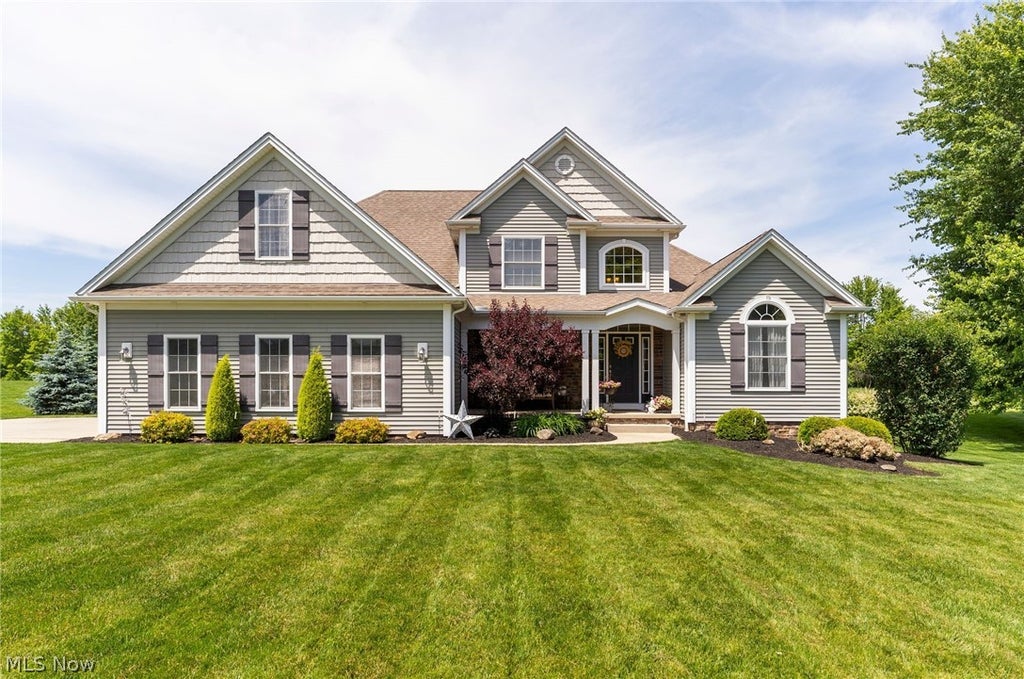 Photo of 4875 Deerfield Court, Mantua, OH 44255 (MLS # 5216397)