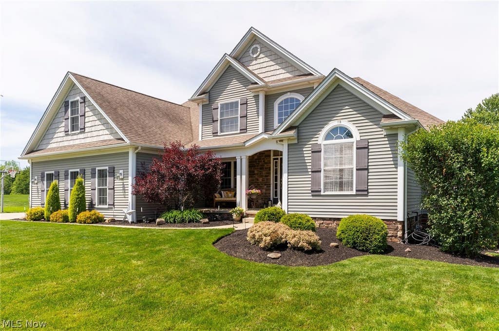 Photo of 4875 Deerfield Court, Mantua, OH 44255 (MLS # 5216397)