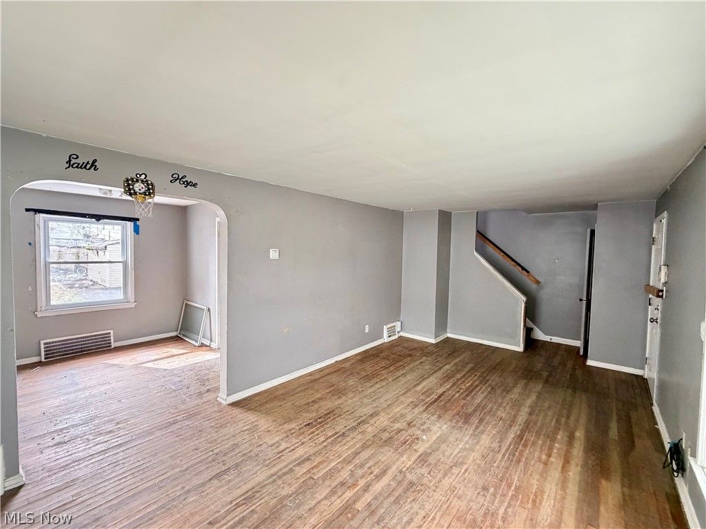 Photo of 12402 Imperial Avenue, Cleveland, OH 44120 (MLS # 5196287)