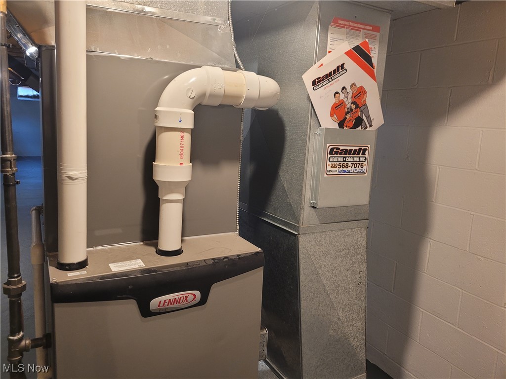 Lake Forest 17 - Residential