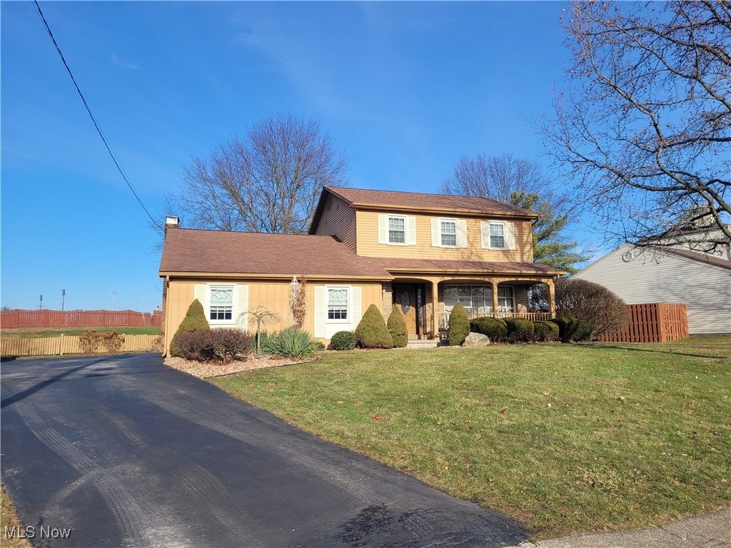 Photo of 74 Sugar Cane Drive, Boardman, OH 44512 (MLS # 5178834)