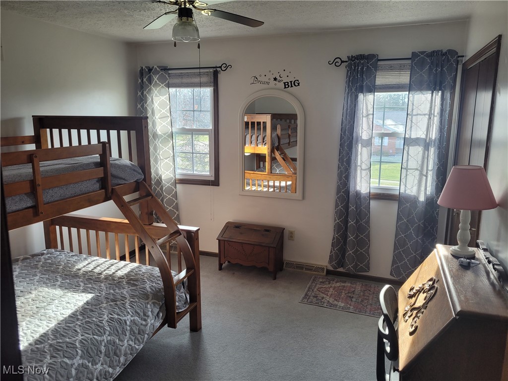 Lake Forest 17 - Residential