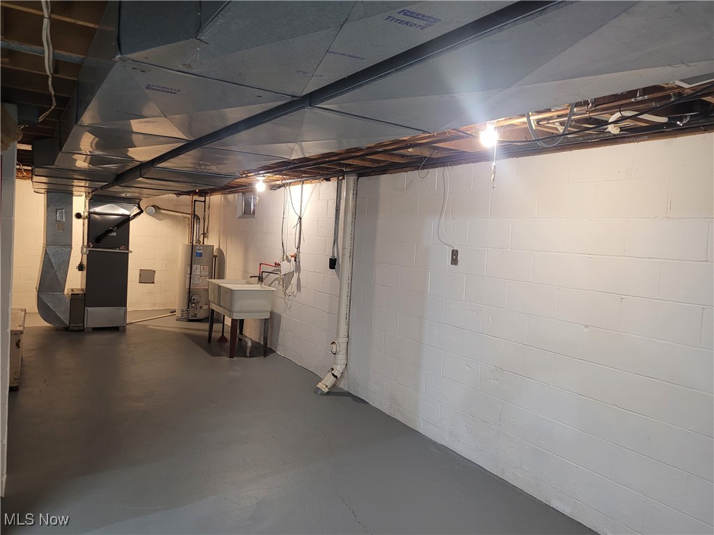 Lake Forest 17 - Residential