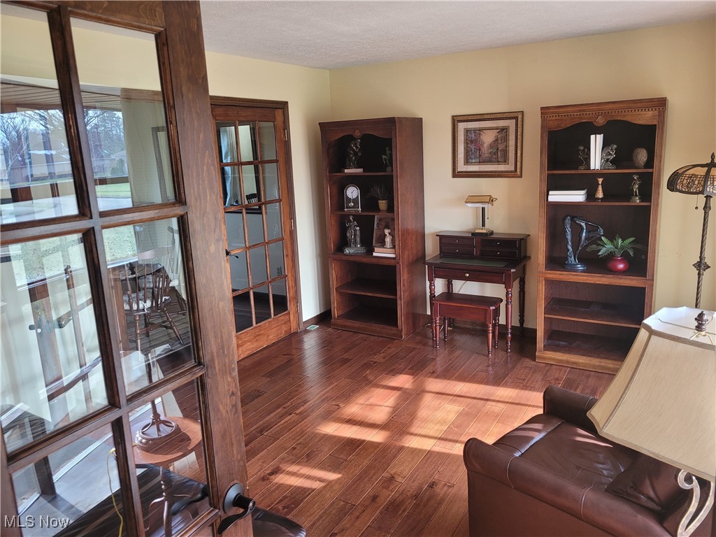 Lake Forest 17 - Residential