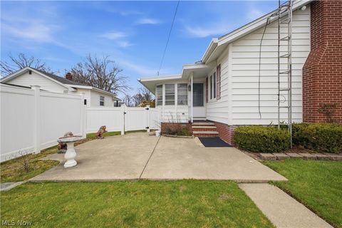 Tiny photo for 145 W Vermont Ave, Sebring, OH 44672 (MLS # 5196996)