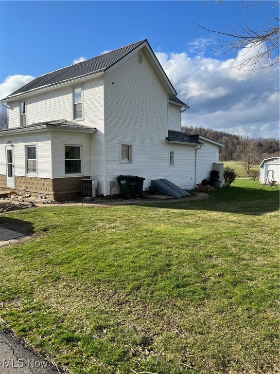 42262 County Road 318, Blissfield, Ohio image 2