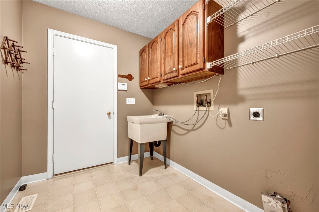 Lakes Of Aurora - Residential