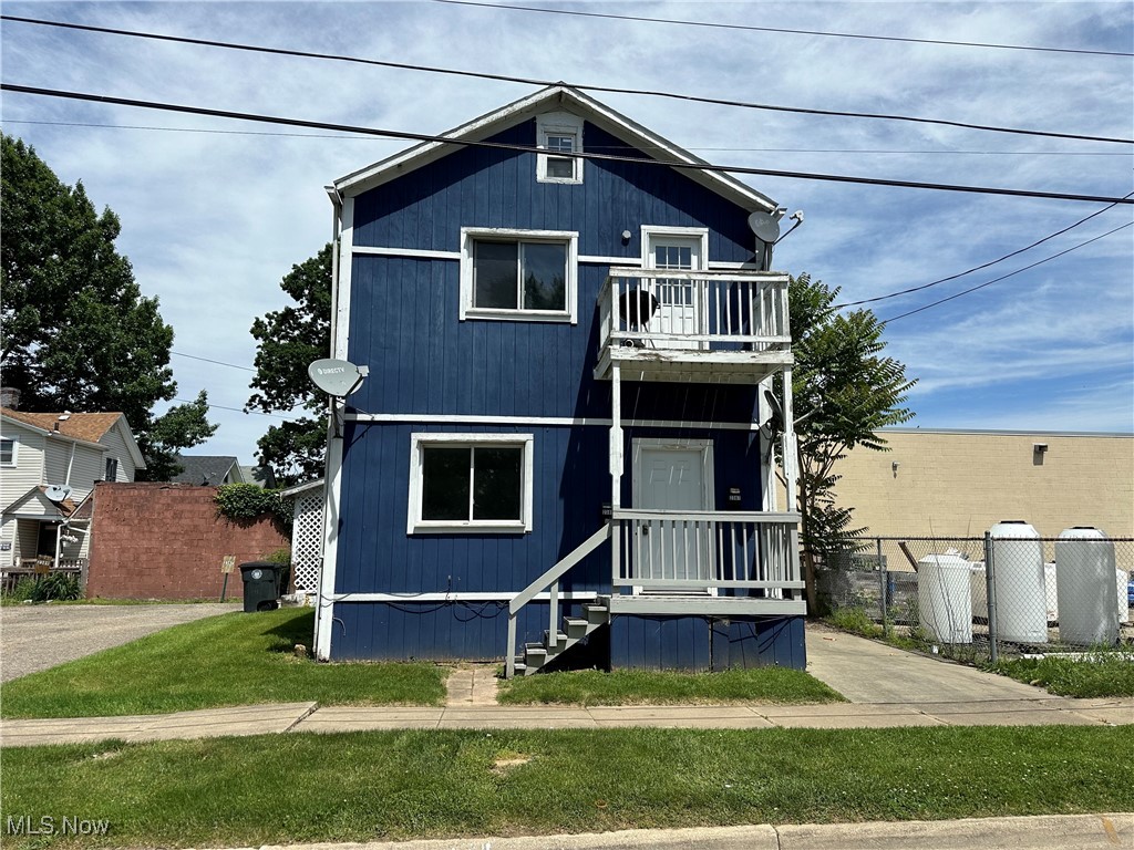 Freshly renovated investment property. Upstairs unit is tenant occupied. 2 bed 1 bath. This unit has recently replaced flooring, and paint. Refrigerator and stove included. Very spacious living area with plenty of storage room. Features a balcony facing the street which makes for a great area to enjoy a morning coffee. Lower unit is vacant. 2 bed 1 bath. This unit has brand new flooring and paint. Includes a new fridge and stove. Attached to the kitchen is room for a nice dining area. This unit has 2 entrances. The back entrance is a covered patio that leads directly to the parking area with 2 spots assigned per unit. The basement access is also attached to the back patio. 2389 29th ST SW (Upper unit): 2 bed 1 bath- $825 per month. Lease ends 3/31/2025. 2387 29th ST SW (Lower unit): 2 bed 1 bath- On market for $725 per month with $75 flat utility fee.