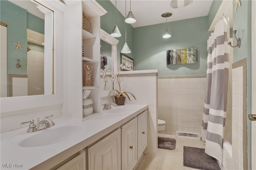 4579 Commodore Drive, Stow, Ohio image 23