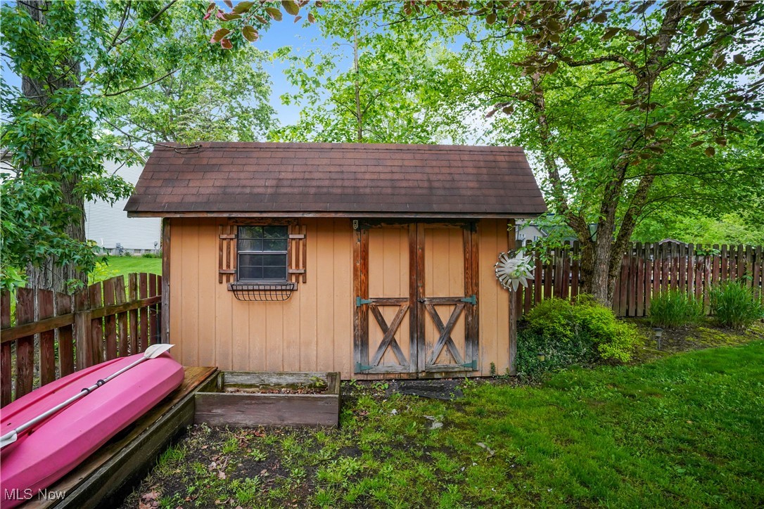 4579 Commodore Drive, Stow, Ohio image 49