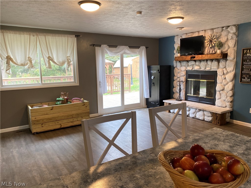 Aurora Acres - Residential