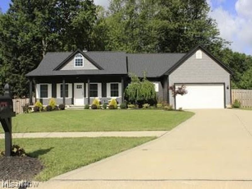 Available Only to the buyer who acts quickly! Ranch living at its best in Mentor ! As you enter this beautiful home you will be welcomed into a vaulted foyer with a completely open floor plan make this an entertainers dream. The formal dining adjacent to the great room allows you to enjoy a fire during dinner while entertaining. Create those special meals in this upgraded kitchen with massive center island, granite counters, dark cabinets all tied in with an impressive pearl tile backsplash. All appliances stay including washer and dryer. The bedrooms are separated to each end of the house, beds 2 & 3 have hardwood flooring and plenty of closet space. The master retreat is stunning with vaulted ceilings, hardwood floors and a private bath straight from a 5 star hotel. Tile flooring , tile shower, large soaking tub, dual vanity with granite top, and a large walk in closet. The lower level has endless potential with high ceilings and plumbing for another full bath and or wet bar. The ent