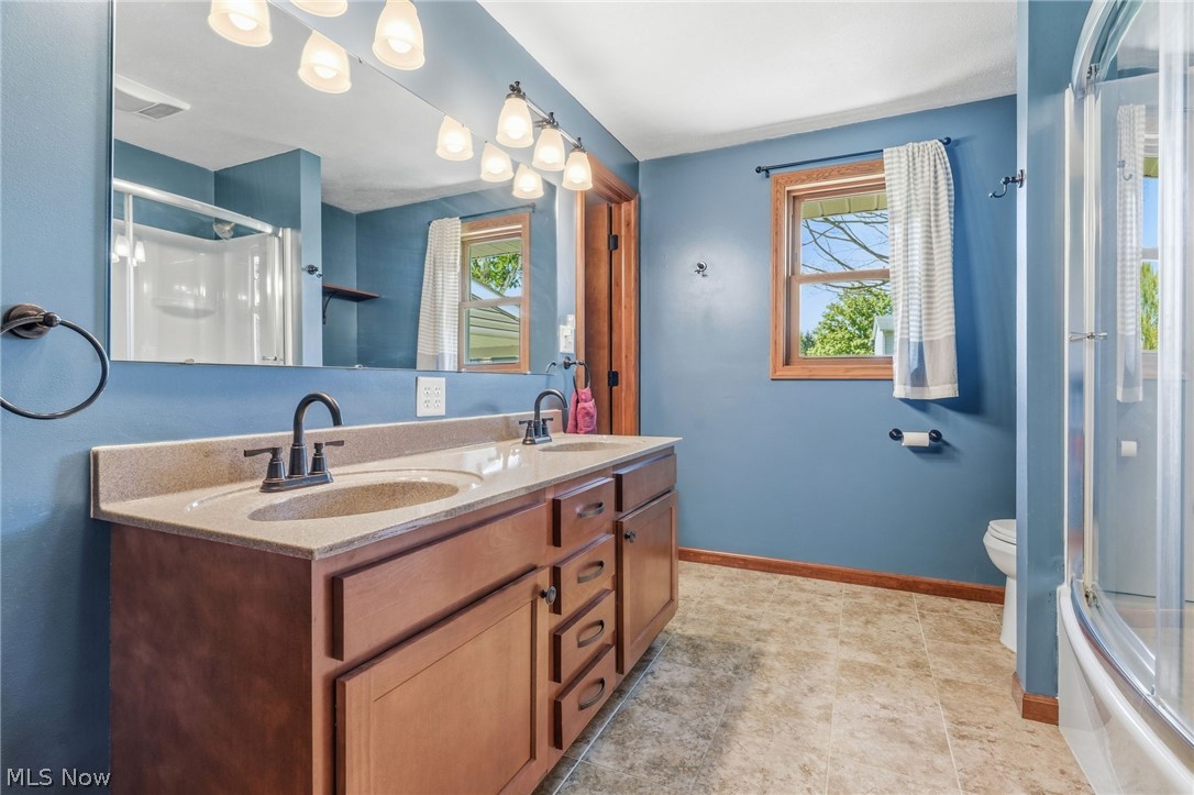 Oldtown Colonial Estate - Residential