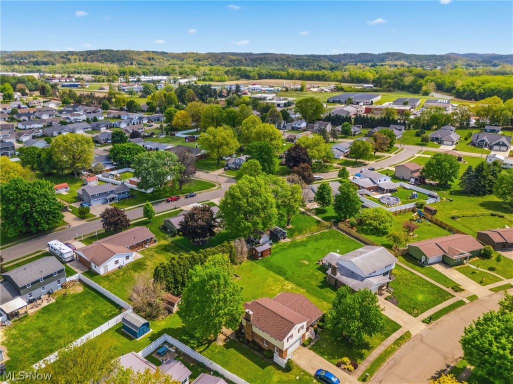 Oldtown Colonial Estate - Residential